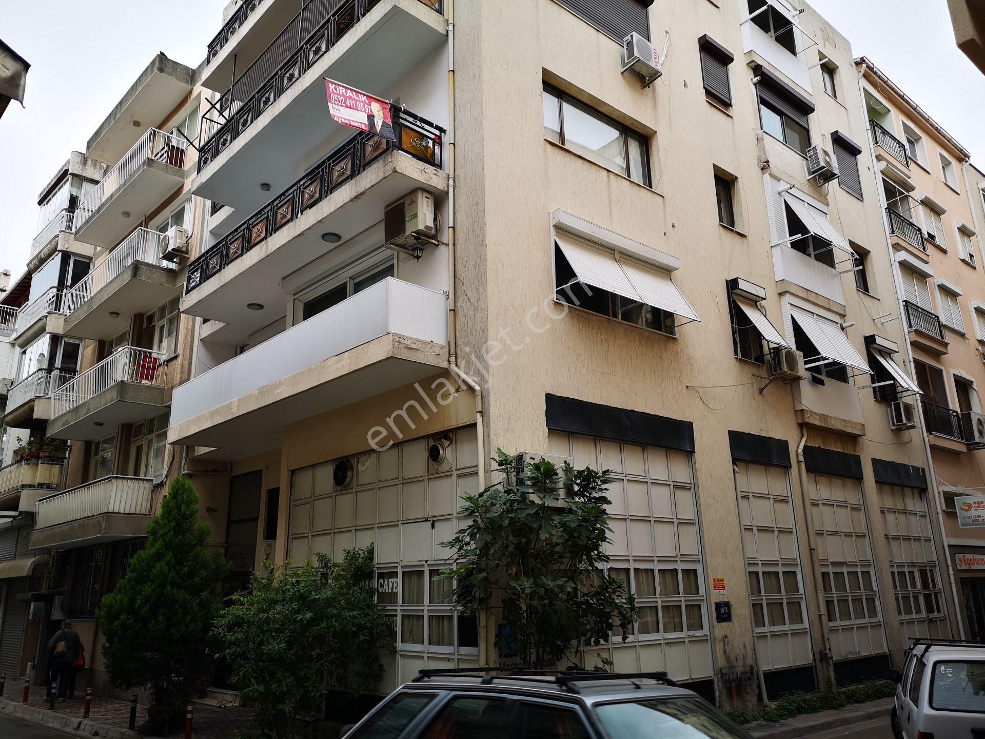 Karşıyaka Merkezde Asansörlü Satılık Daire - Görsel 2