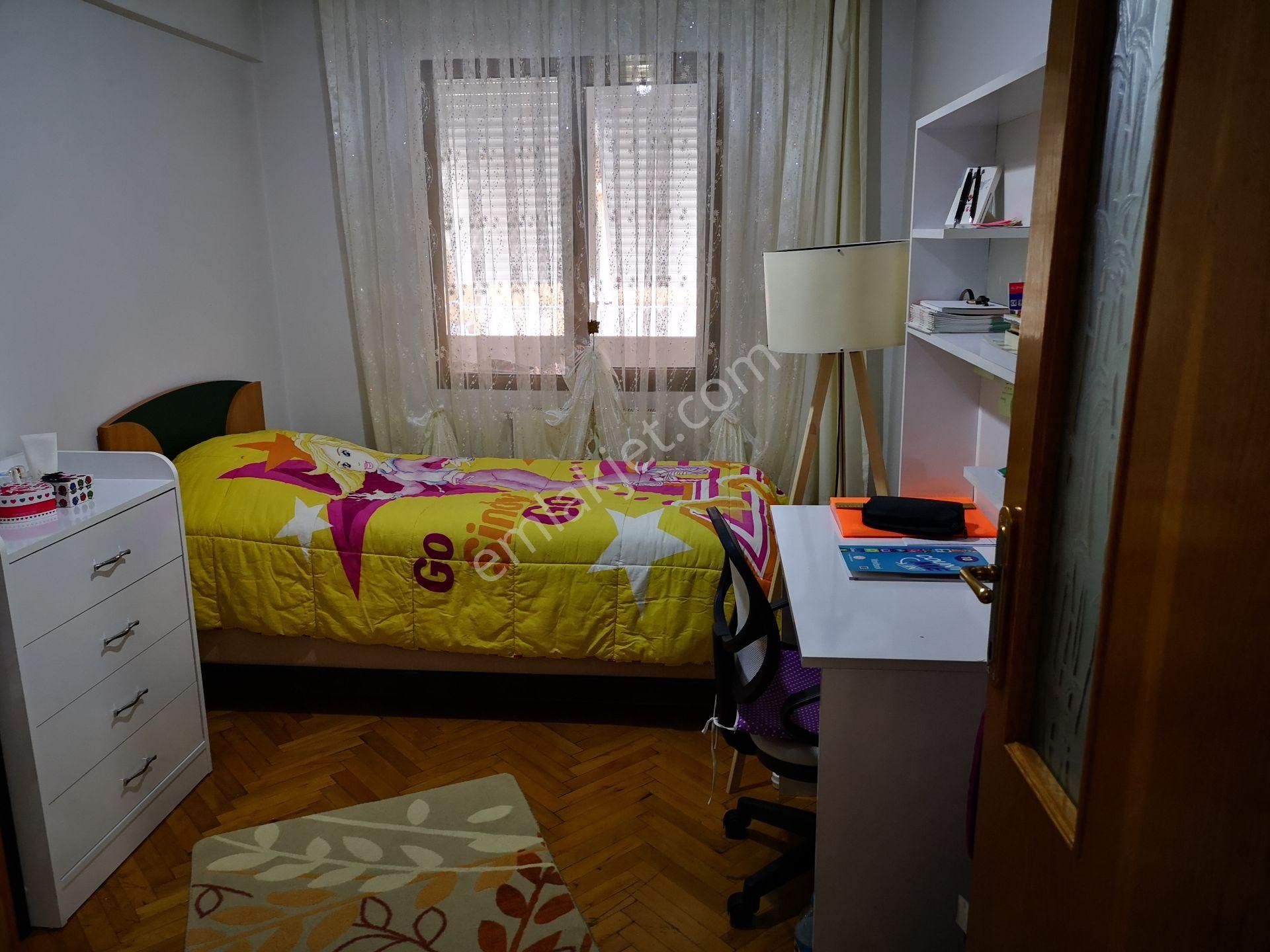 Karşıyaka Merkezde Asansörlü Satılık Daire - Görsel 14