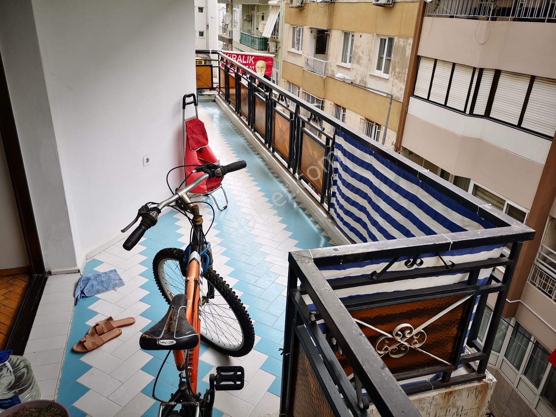 Karşıyaka Merkezde Asansörlü Satılık Daire - Görsel 7