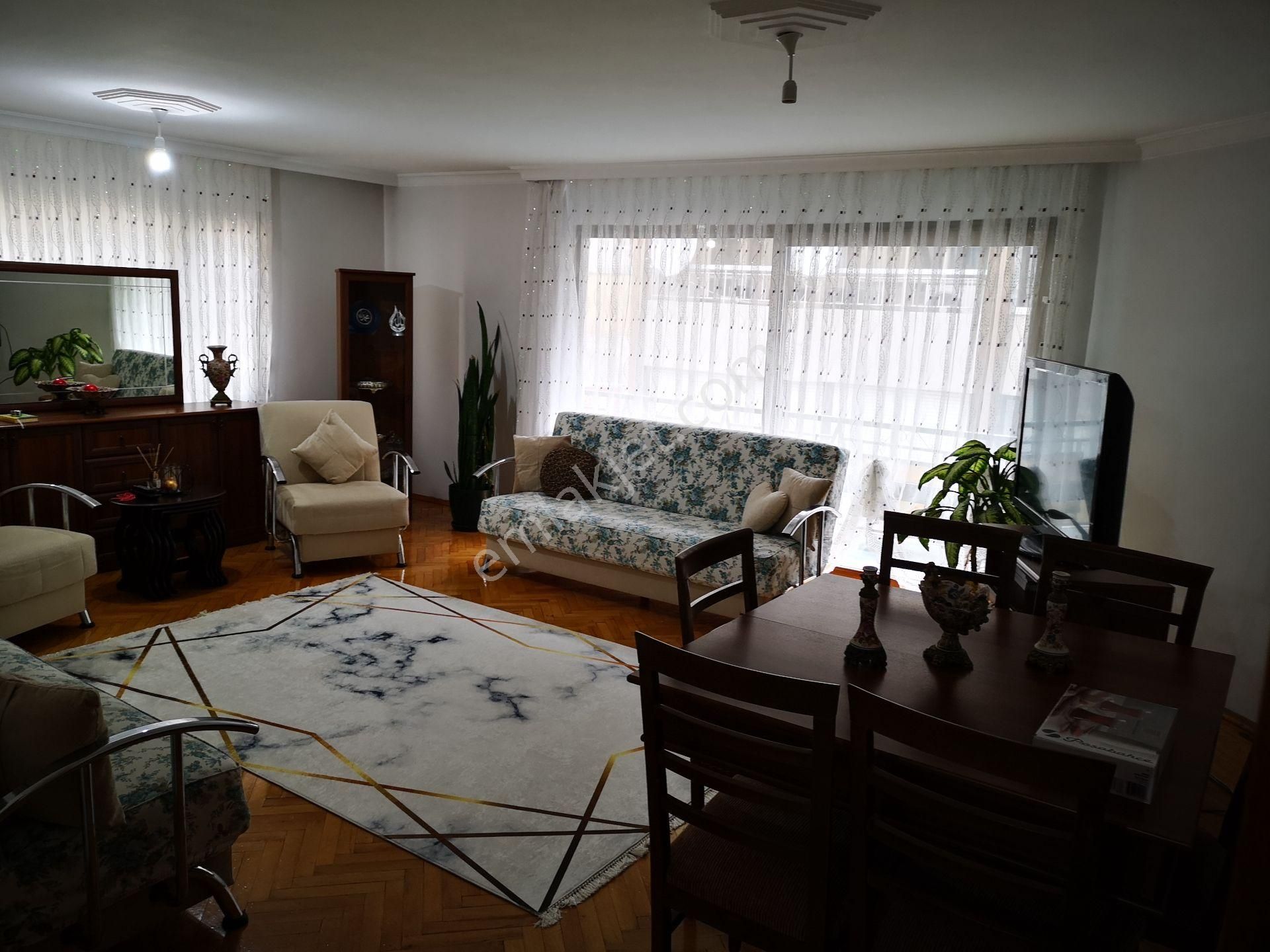 Karşıyaka Merkezde Asansörlü Satılık Daire - Görsel 4