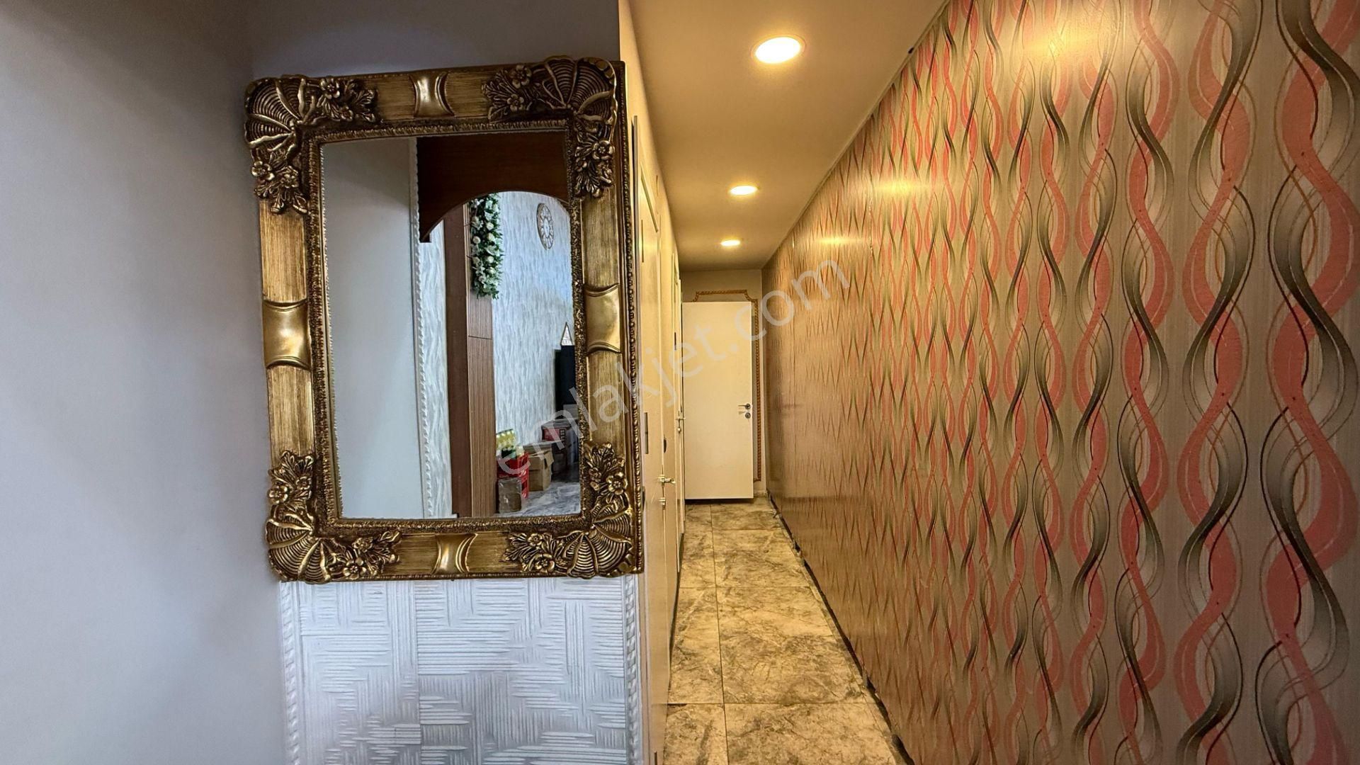 Bayraklı Marla Plaza Adliye Yanı Emsalsiz 680 M2 Devren Kiralık