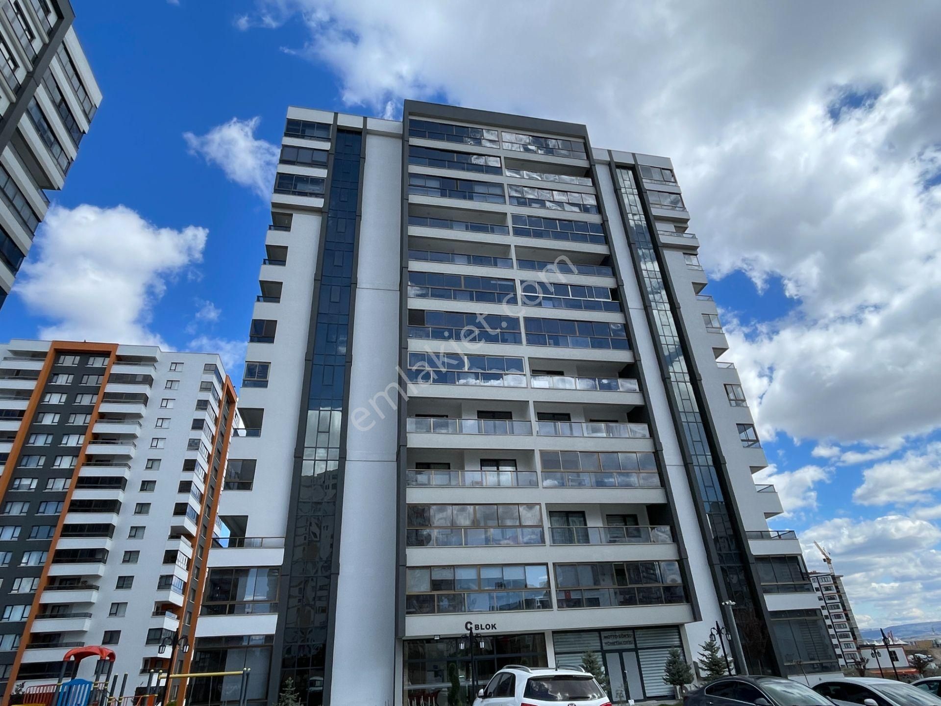 Motto Göksu Sitesinde 1+1 Eşyalı Kiralık Daire