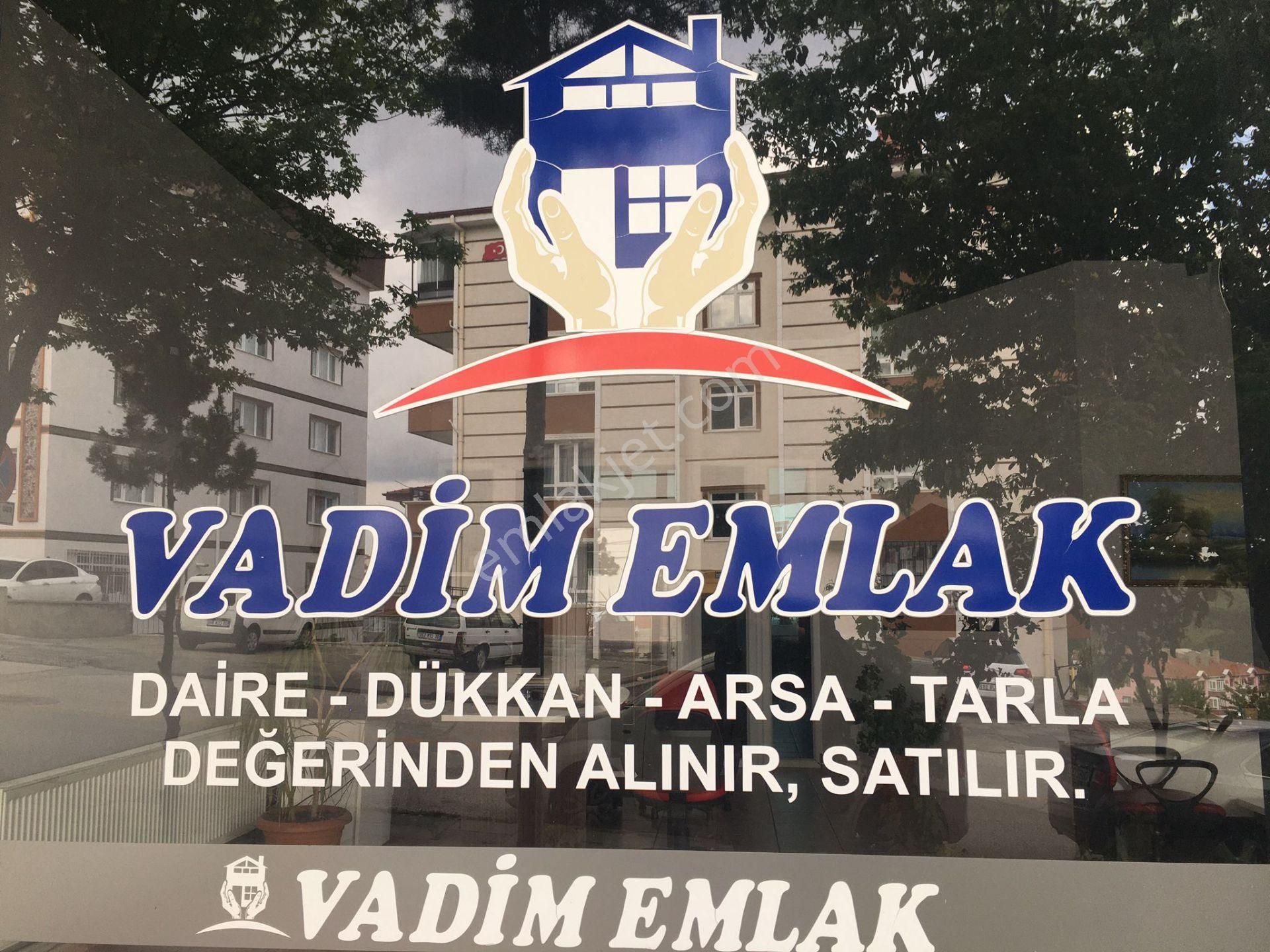 Vadim'den Otobüs Son Durağı Yakını 1 Daire Getirili İmarlı Arsa