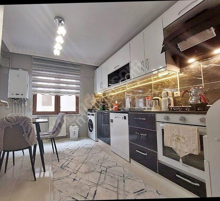▅▆▇başkent*güven▇▆▅merkezi Konumda Site İçerisinde Ara Katta 3+1