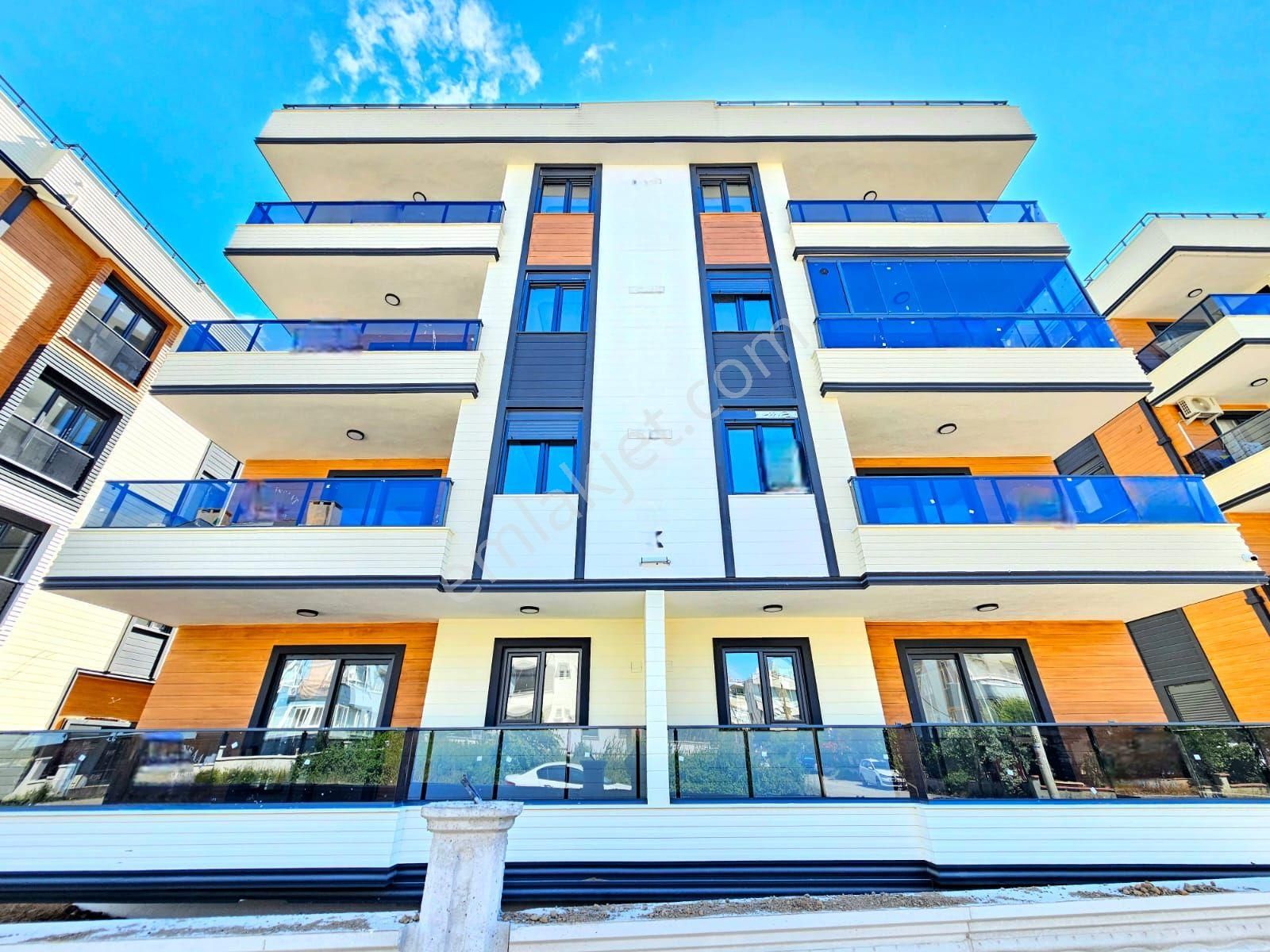 ▶ ▶akçay Körfez'den Modern Tasarımlı Asansörlü 4+1 Sıfır Satılık Dubleks