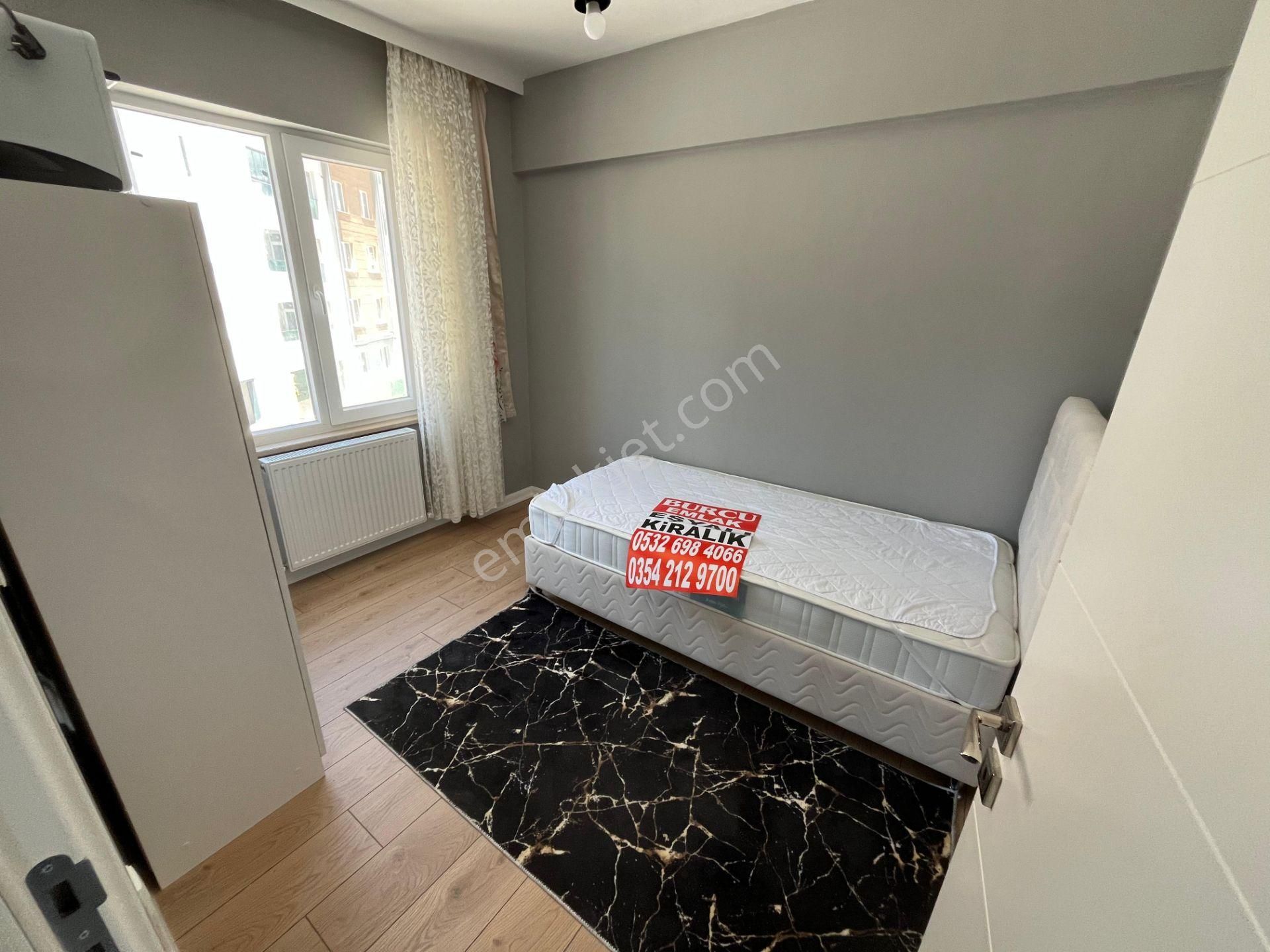 2+1 Full Eşyalı Ara Katta -- Cephesi Açık Daire *** Burcu Emlak