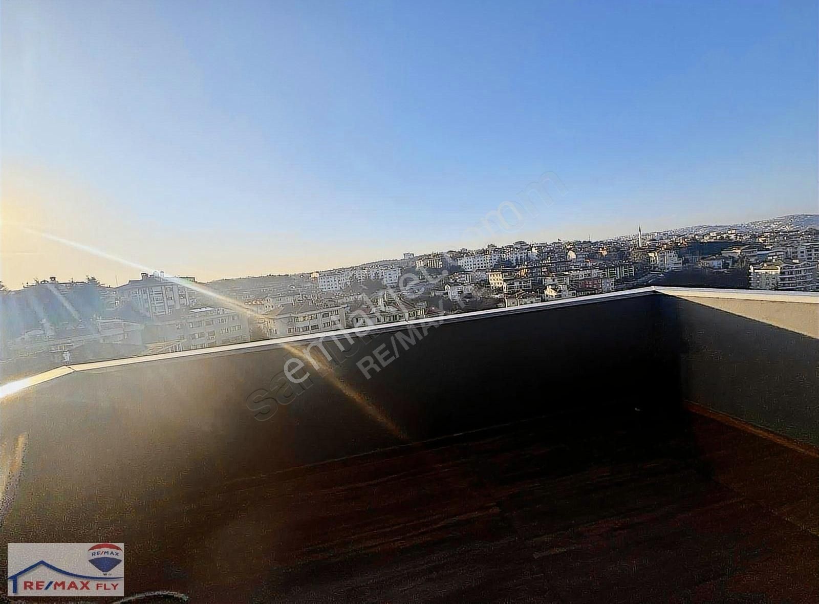 Tarabya Ferahevler'de Butik Sitede Boş 6+1 Çatı Dubleksi - Görsel 18