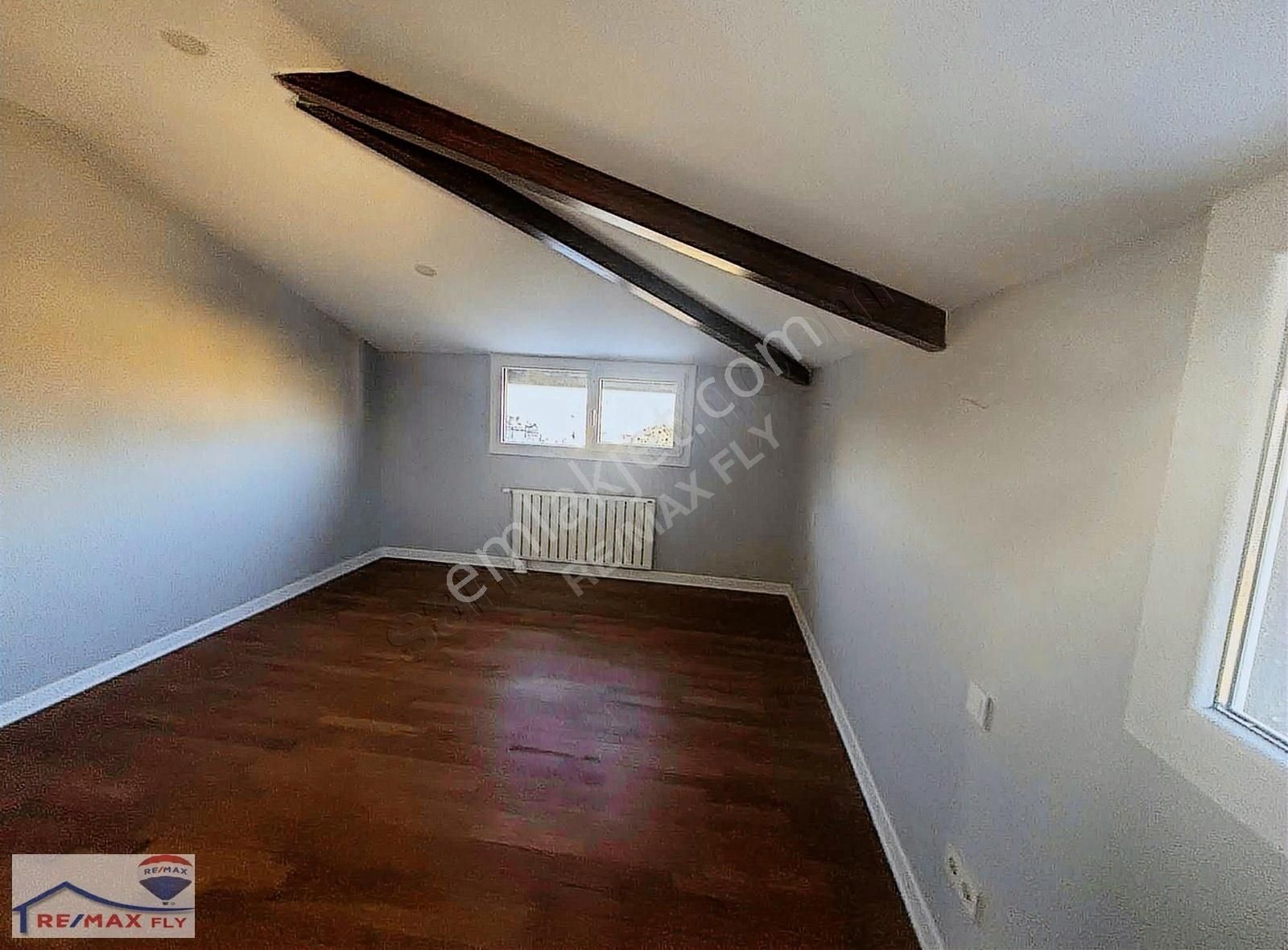 Tarabya Ferahevler'de Butik Sitede Boş 6+1 Çatı Dubleksi - Görsel 20