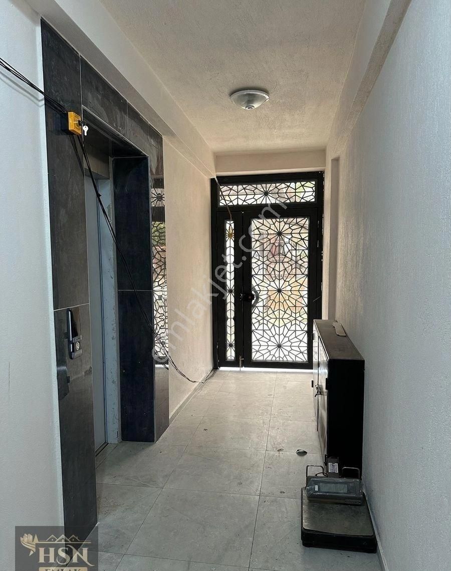 Hsn Emlak’tan Güzelçamlıda Satılık Bahçekat Daire