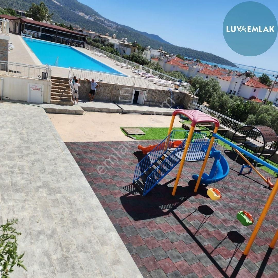 Didim Akbük'te Havuzlu Site İçerisinde 3+1 Çatı Dubleks - Görsel 5