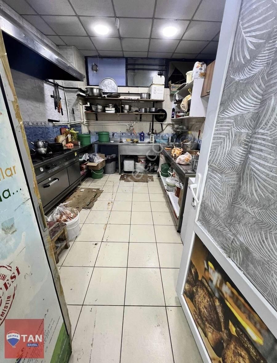 Pendik Esenler Rıfat Ilgaz Cd Üzeri 100 M2 Satılık Dükkün
