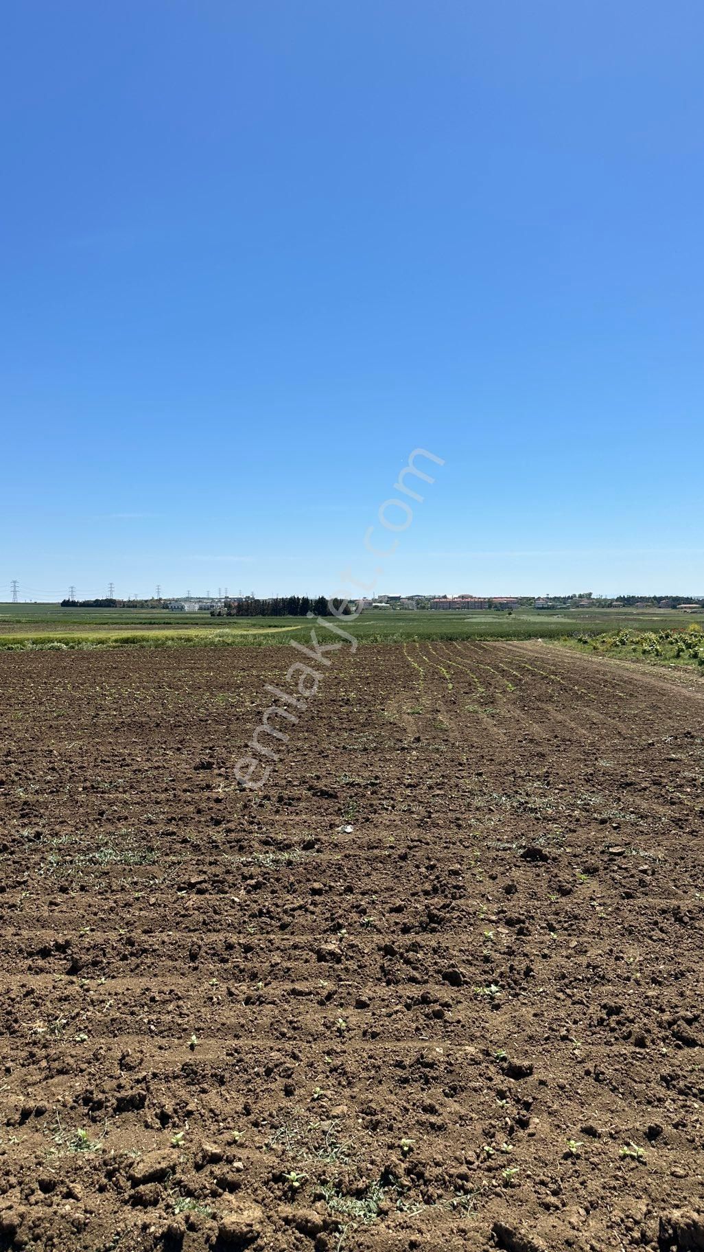 Değirmenköy Bağlar 595 M²