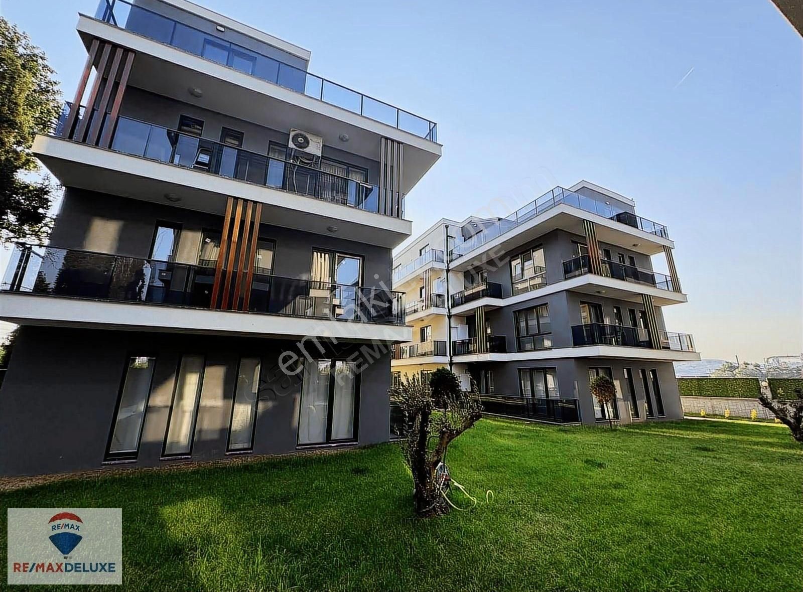 Kartepe Ertuğrulgazi Mah. Site İçi Satılık 1+1 Arakat Daire