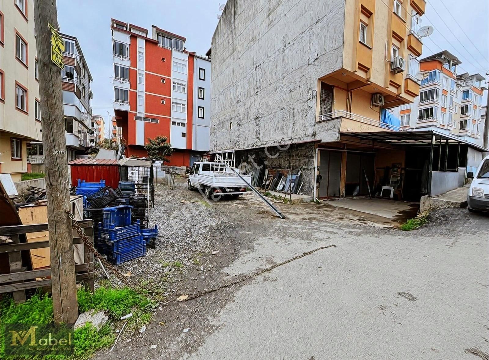 Mabel Gayrimenkul-şirinevler M.-atasanayi Girişinde Kiralık Arsa