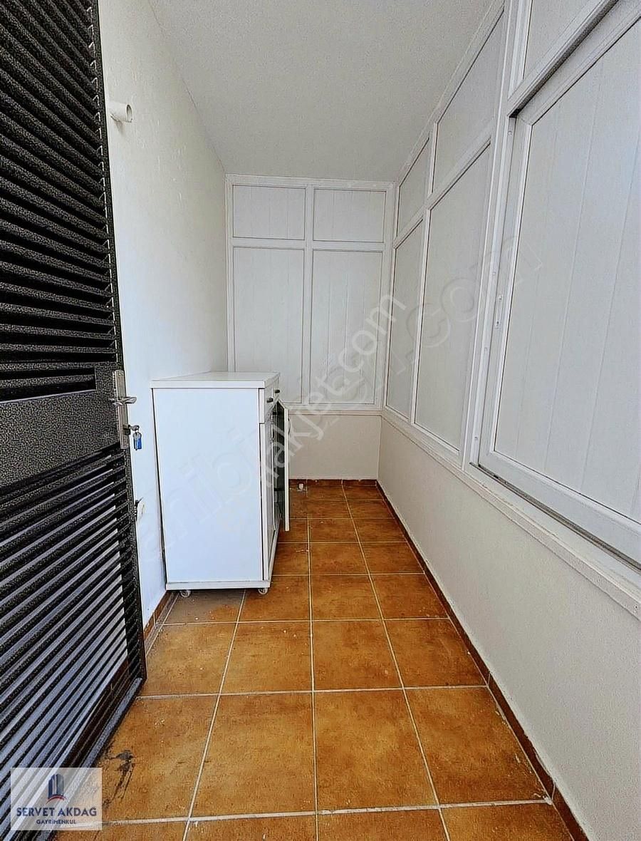 Özalda Gündoğdu Civarı Site İçerisinde 3+1 Satılık Daire
