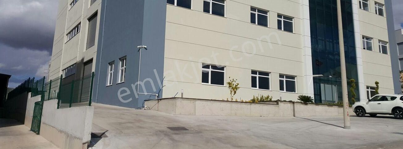 Buca Begos Kiralık 1120 M² Fabrika Katı – İmalathane
