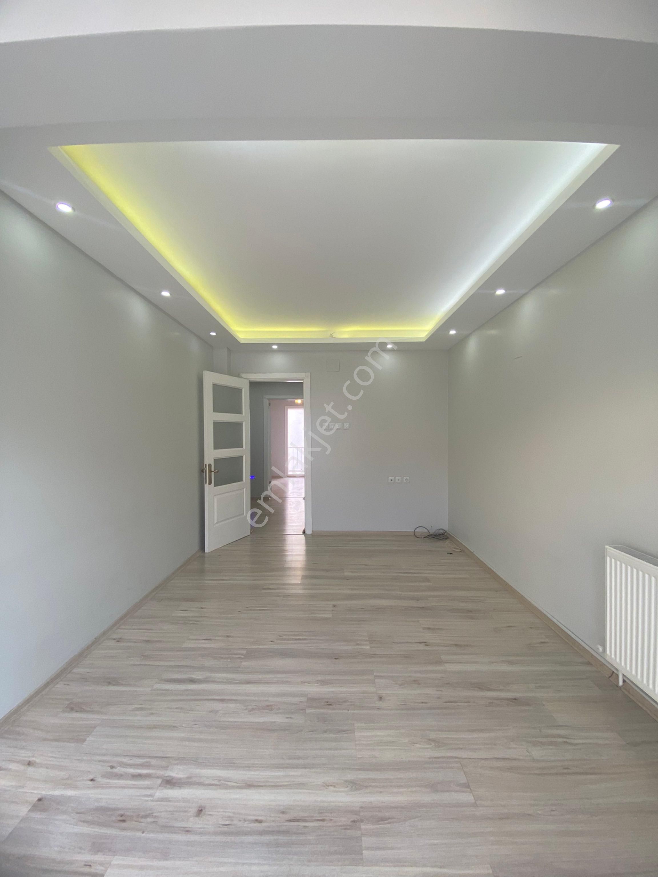 Fiber Emlak Akhisar Hürriyet Mh Kiralık 3+1 Daire