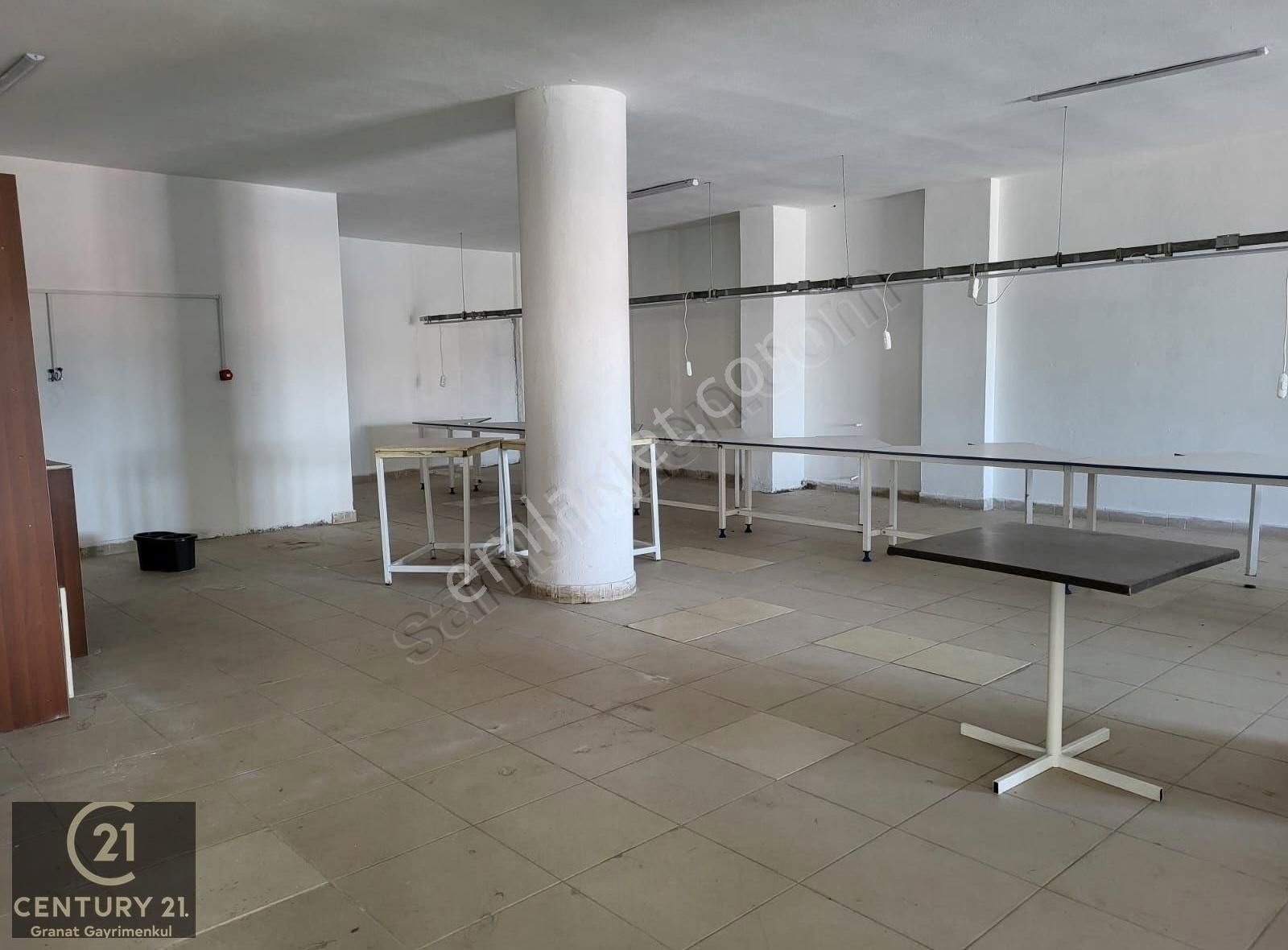 Sultanbeyli De Kiralık İşyeri
