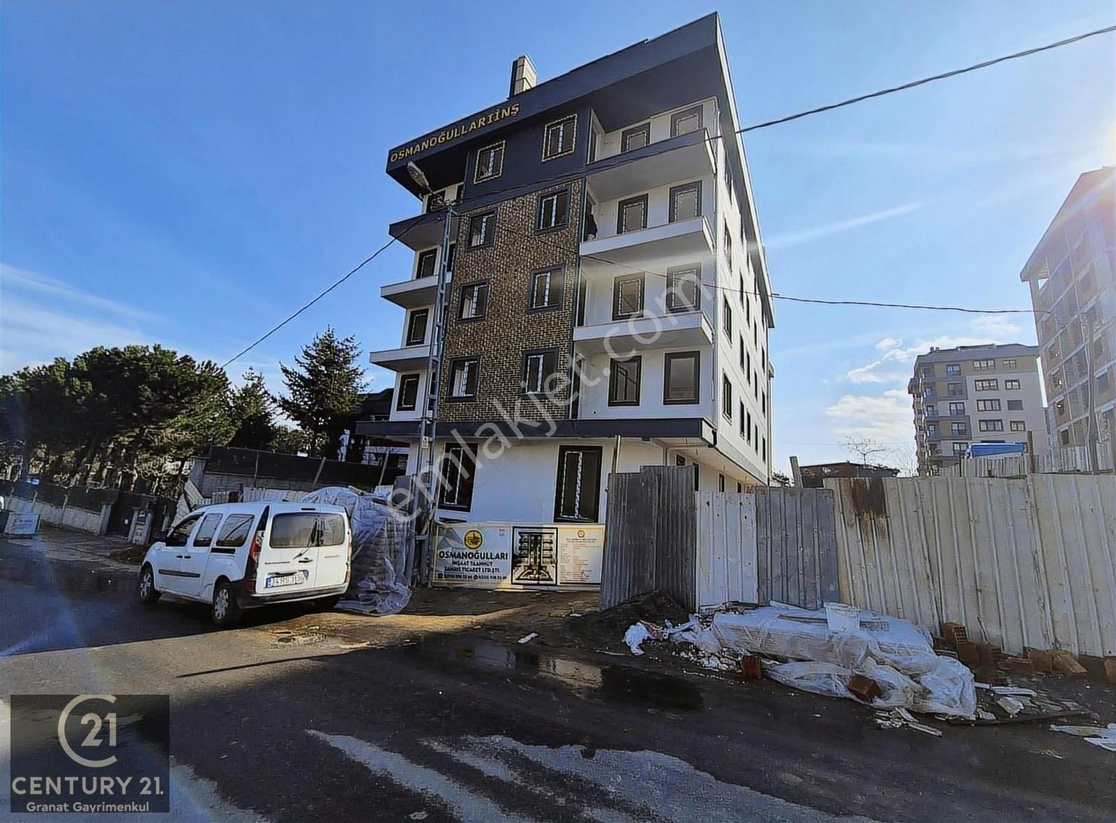 Necip Fazıl Mahallesinde Arakat 3+1 Sıfır Satılık Daire