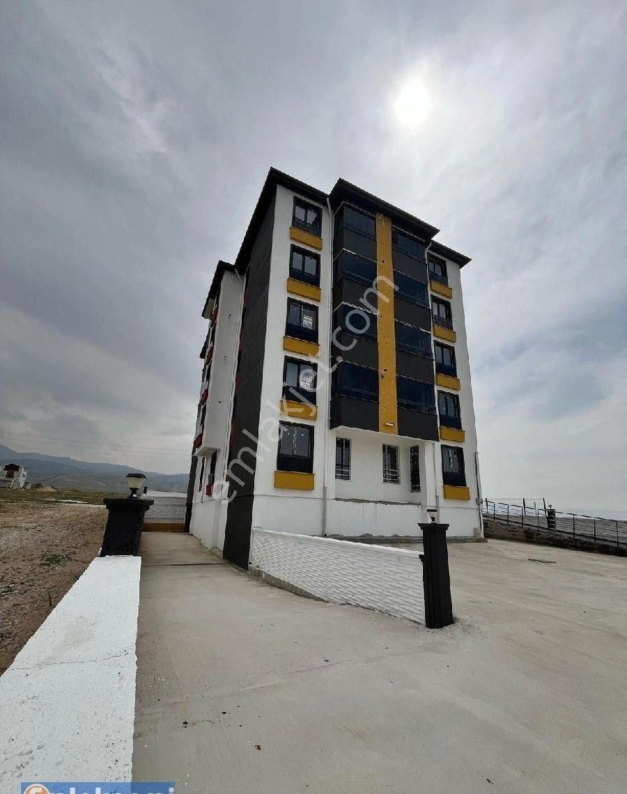 Emlaknomi'den 1+1 :şıklık, Konfor Tek Bir Adreste