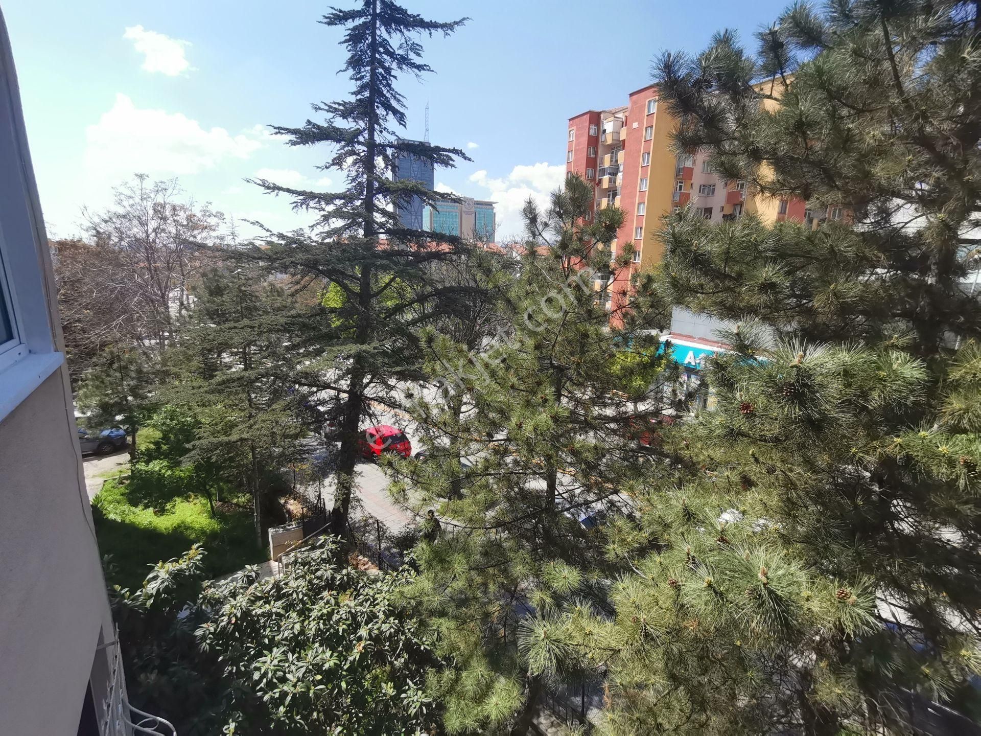 Altındağ Örnek Mah. Cadde Üstü Yapılı Ara Kat Satılık 3+1 Daire