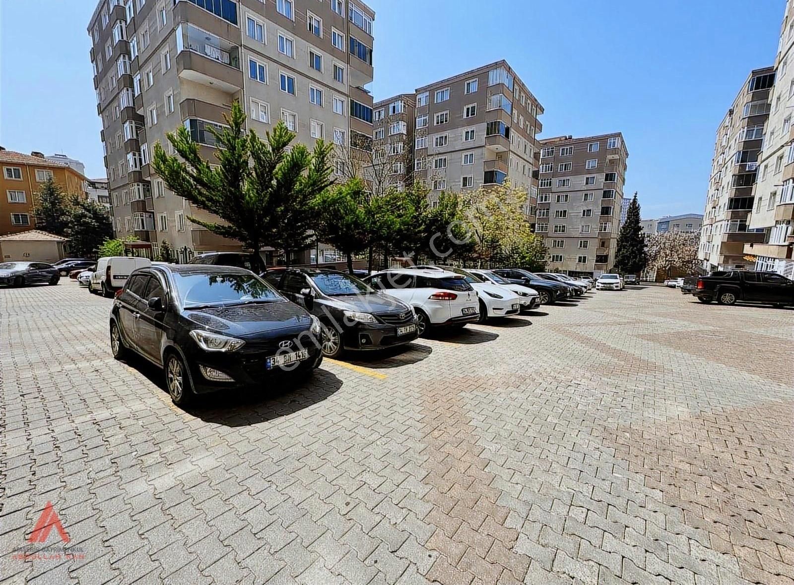 Merkezi Konumda Güvenlikli A.otoparklı Sitede Ferah 3+1
