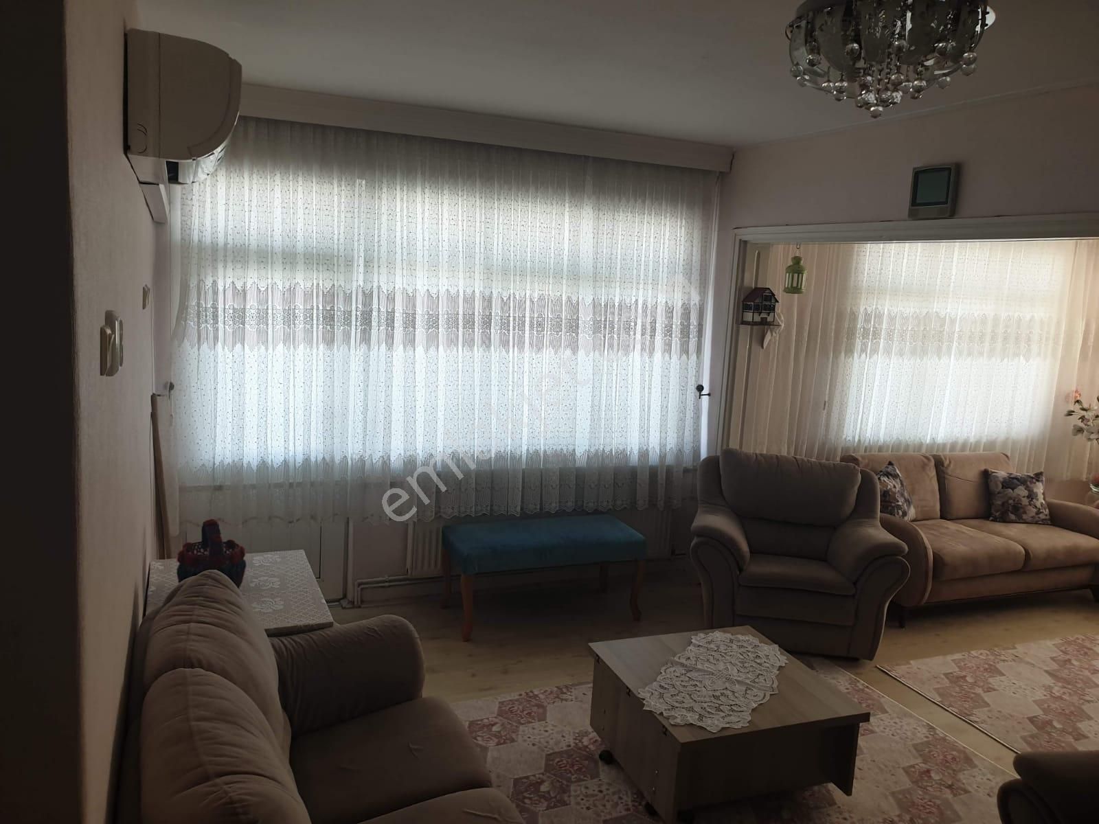 Adapazarı Merkez De Yenigün Mah. Gökhan Sokak 11 De Kiralık Daire