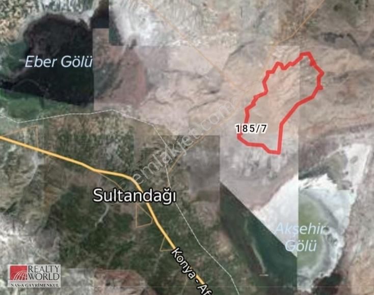 Afyonkarahisar Sultandağı Üçkuyu Pınarlıda 9975 M2 Tarla
