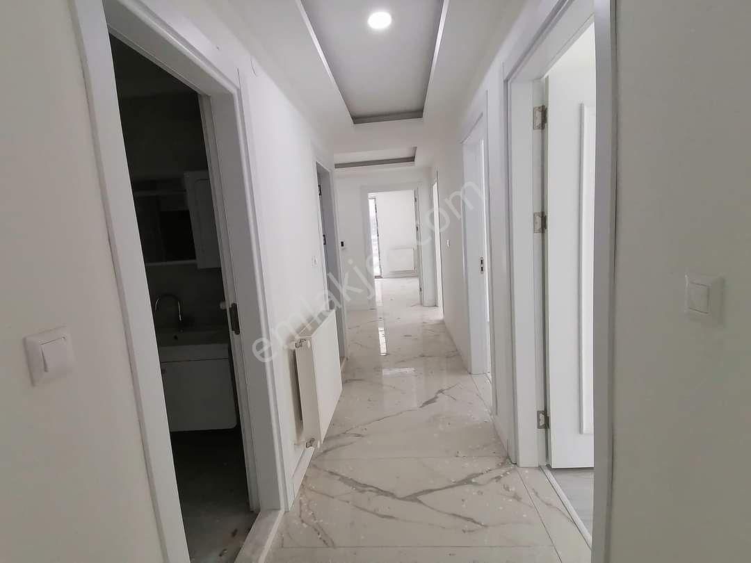 Deha Emlak`tan Kiralık 3+1 Sıfır Daire Yıldızlı Mahallesinde