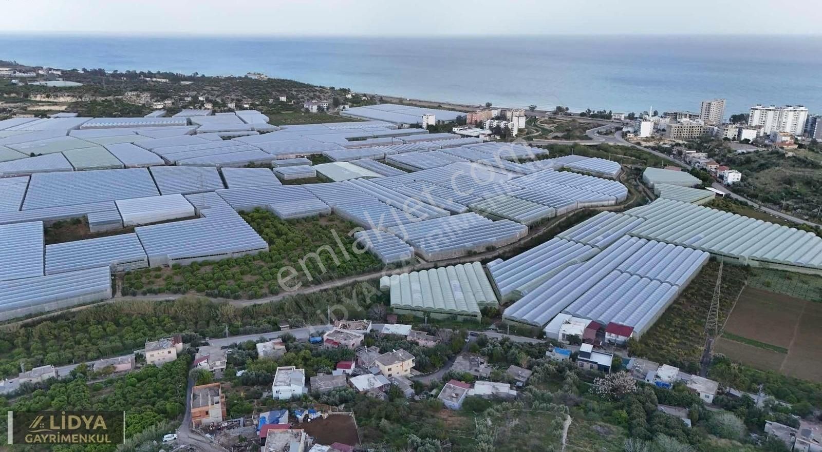 Lidya'dan Limonlu'da 3 Kata İmarlı Satılık Arsa