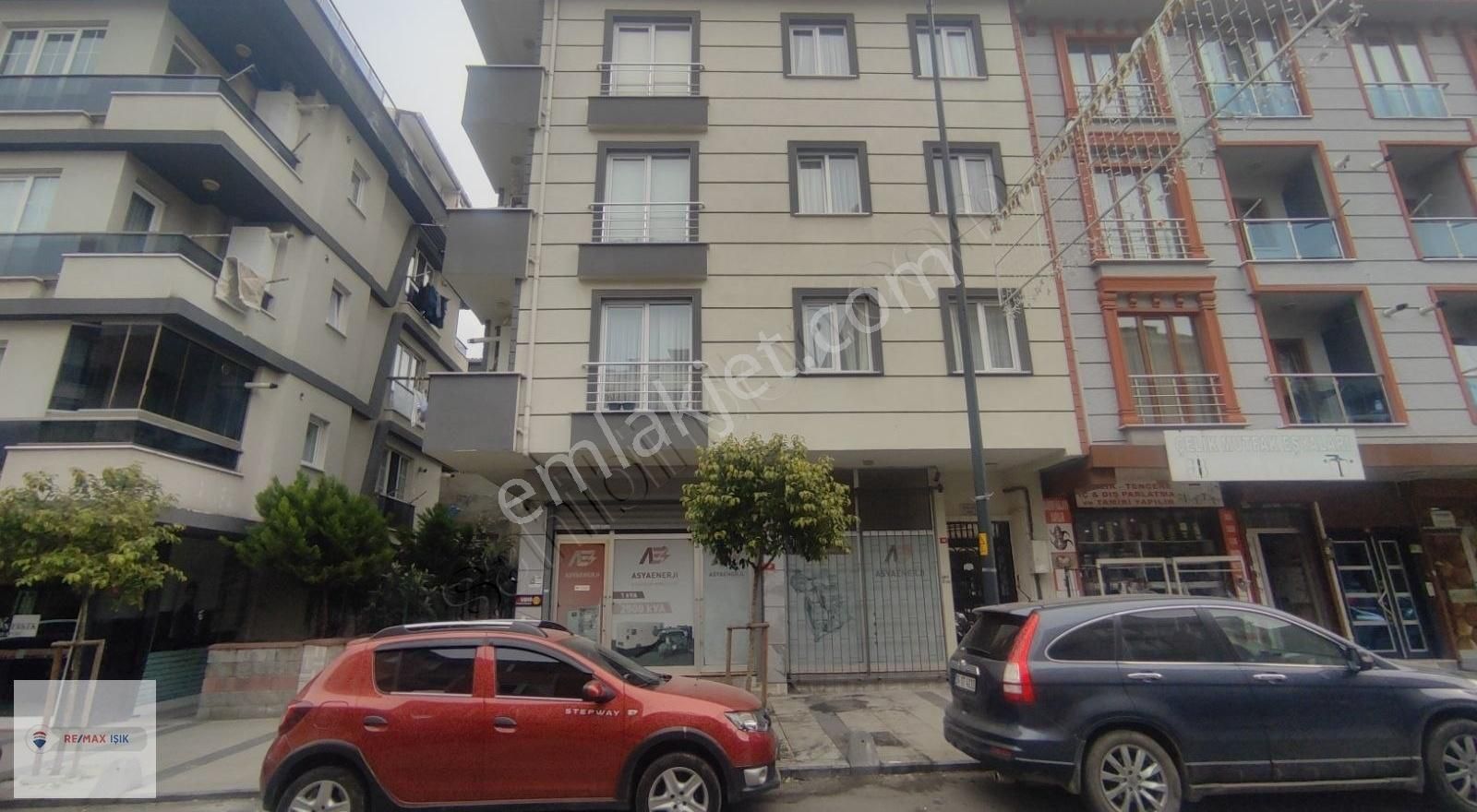 Meclis Mahallesi Cemal Gürsel Caddesi'nde Harika Mağaza