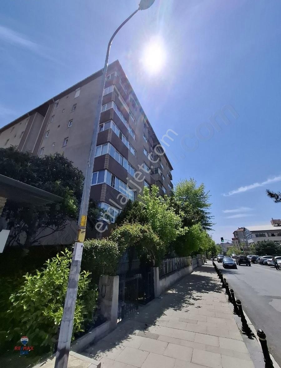 Ümraniye Atakent Mahallesinde Kiralık 3+1 Daire
