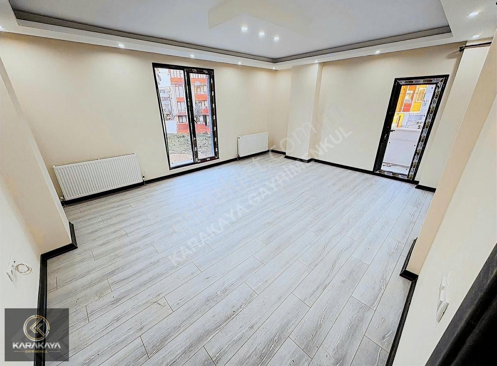 Sırasöğütler Marmaraya 3 Dk Sıfır Lüks 2+1 95 M2 Arakat Daire