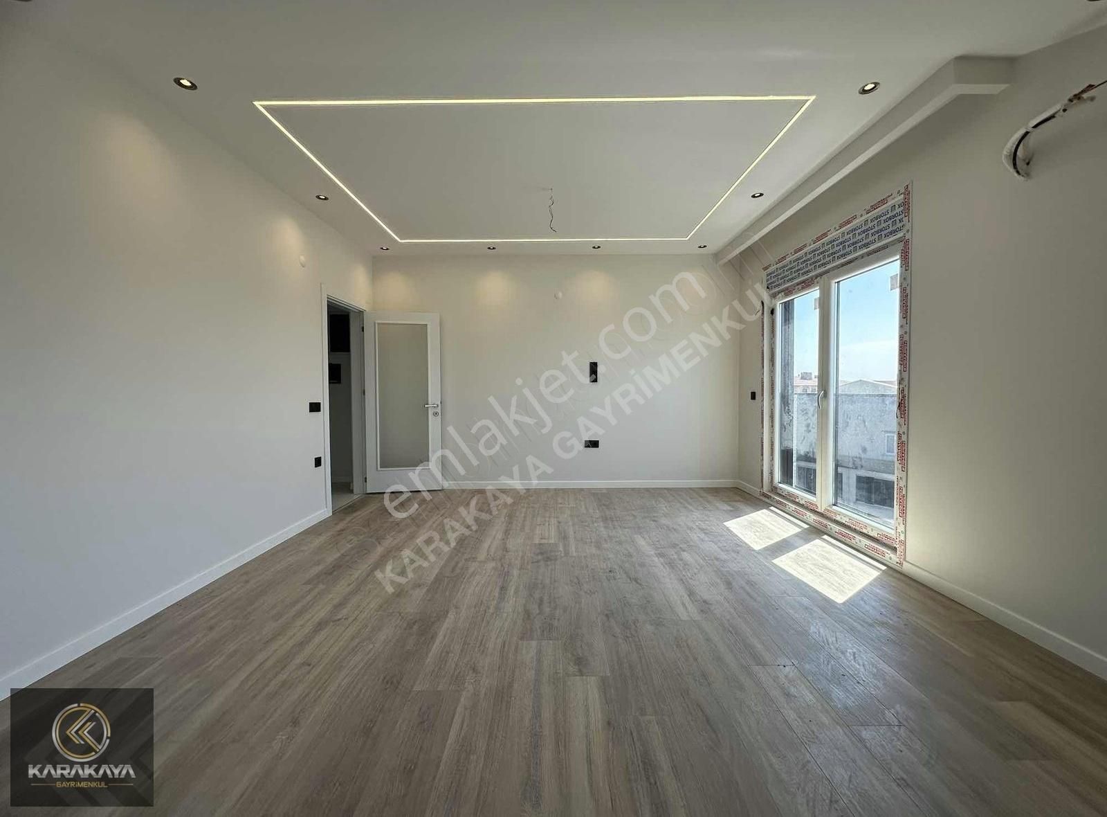 Darıca Merkez Akıllı Ev Sistem 3+1 200 M² Deniz Manzaralı Dublex