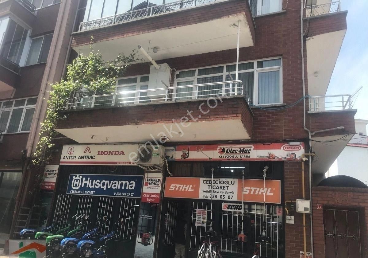 Akbank’ı Geçince Balmar Arkası Caddede Ful Eşyalı 2+1 Temiz Daire