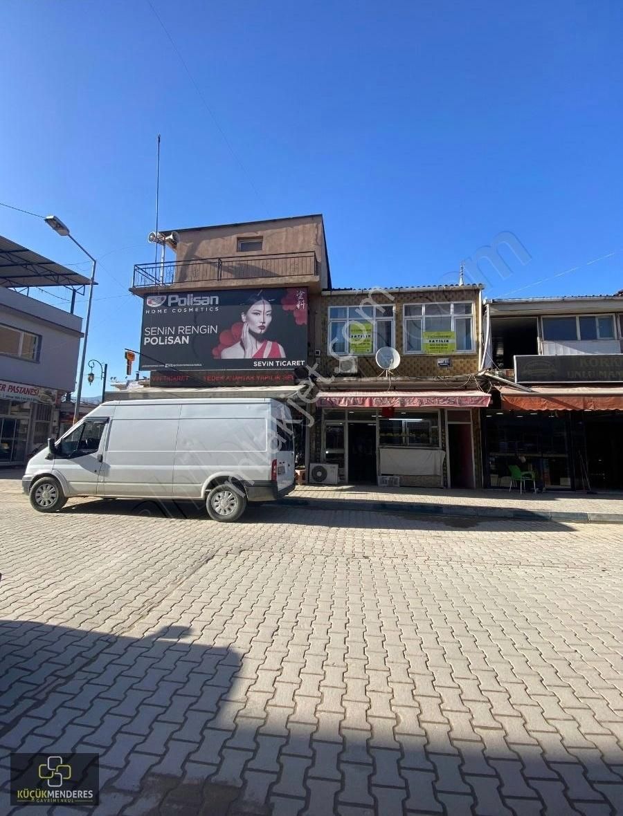 Küçük Menderes'ten Kiraz Sabit Arlı Cad. Satılık 2 Katlı İş Yeri