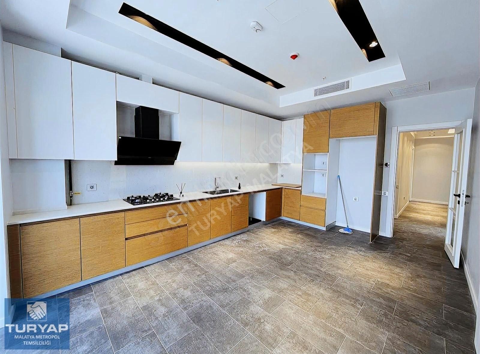 Turyap'tan Malatya Life'da 3+1 Hasarsız Kiralık Residance