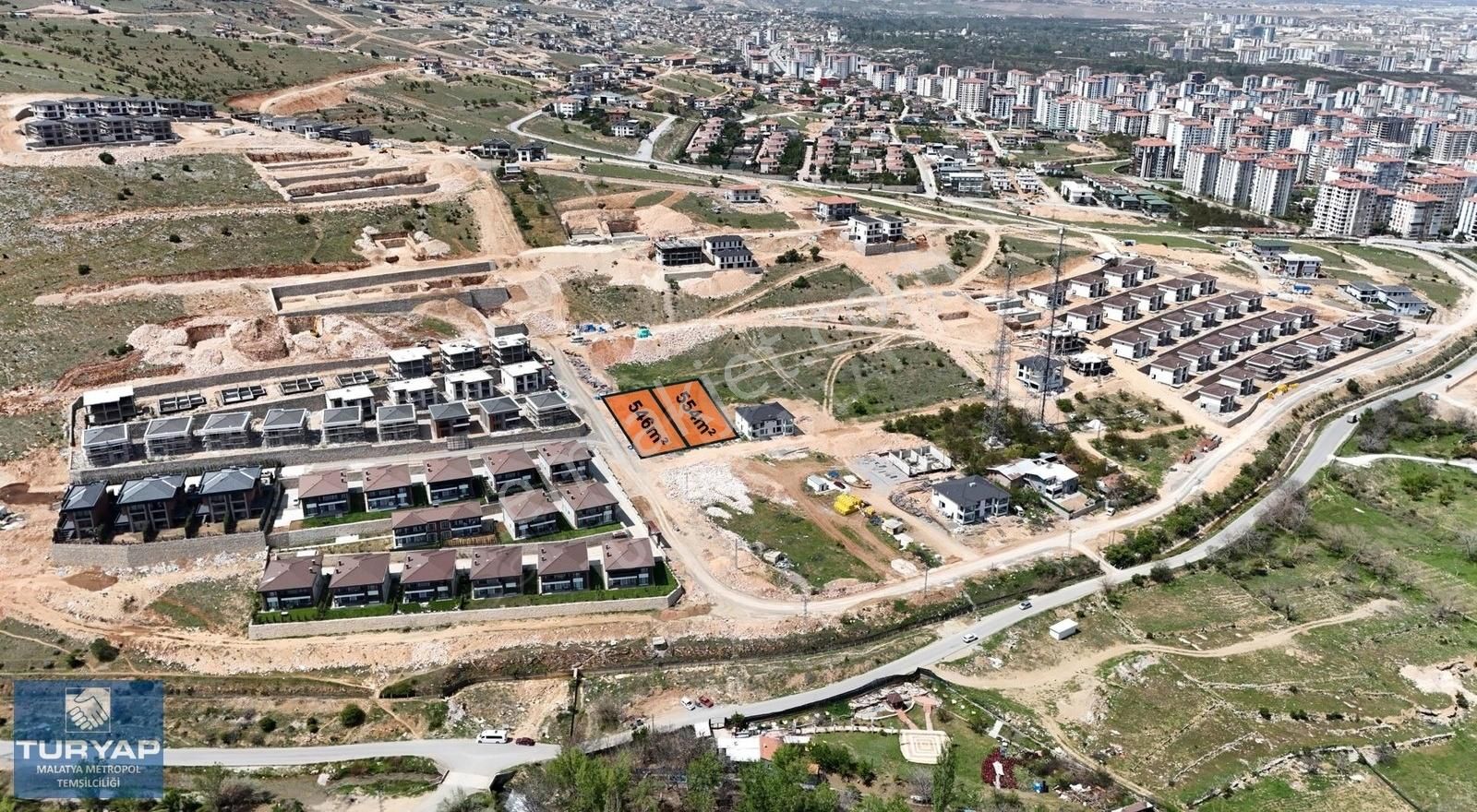 Turyap'tan Tecdenin En Kıymetli Yerinde Satılık 550m2 İki Parsel