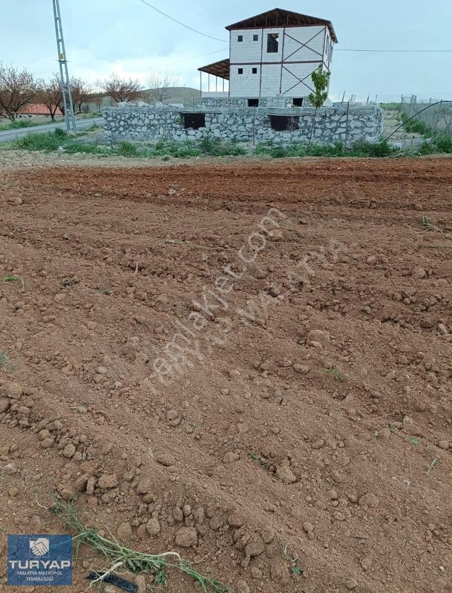 Turyap Metropol'den Araba Takaslı Satılık Hobi Bahçesi