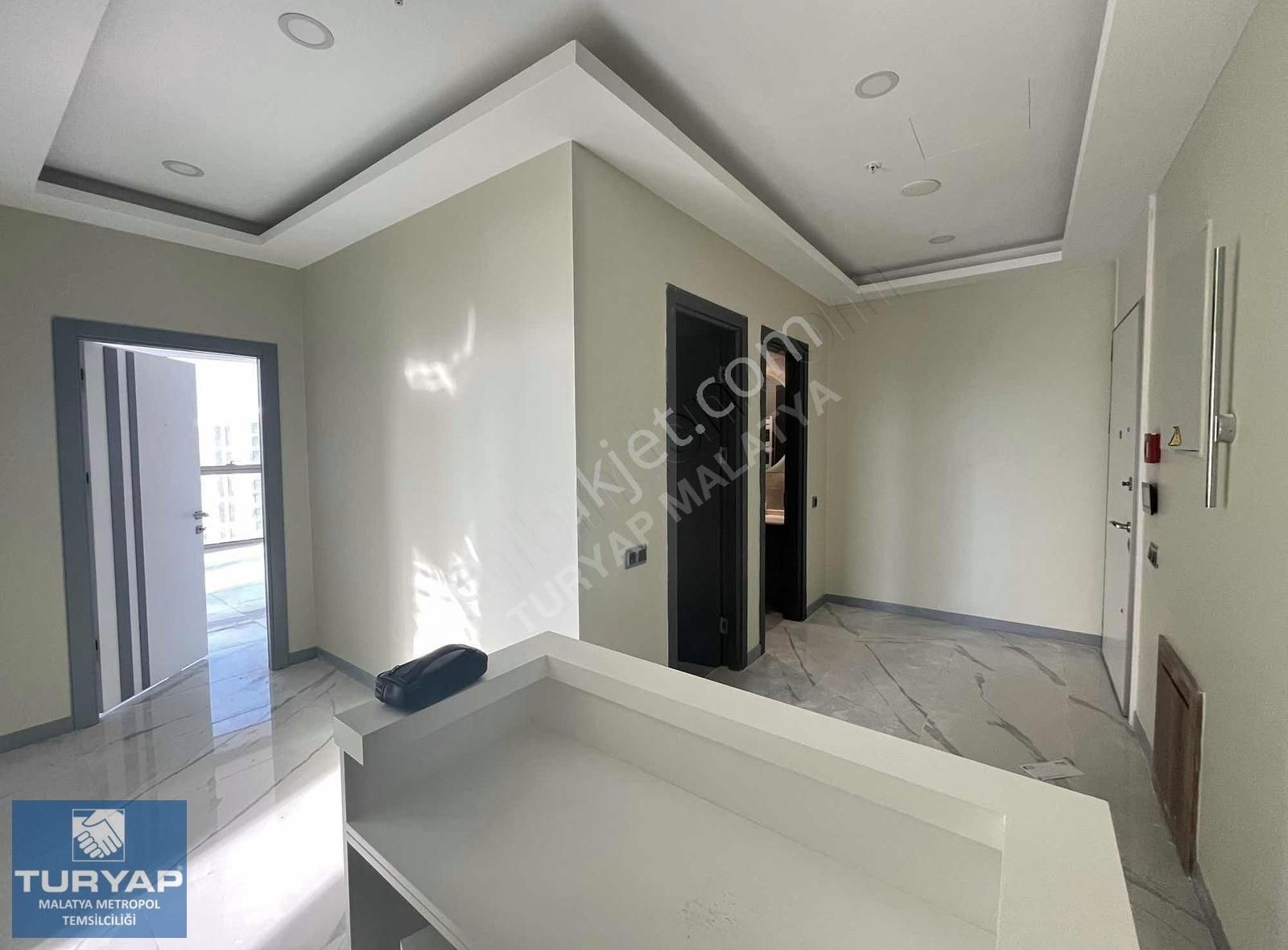 Turyap'tan Malatya Park Ofiste 146 M² Kiralık Ofis