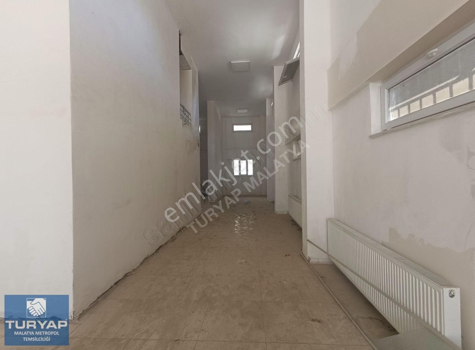 Turyap'tan 255m² (aylık Ödemeli) Zaviye Mah. Kiralık Dükkan