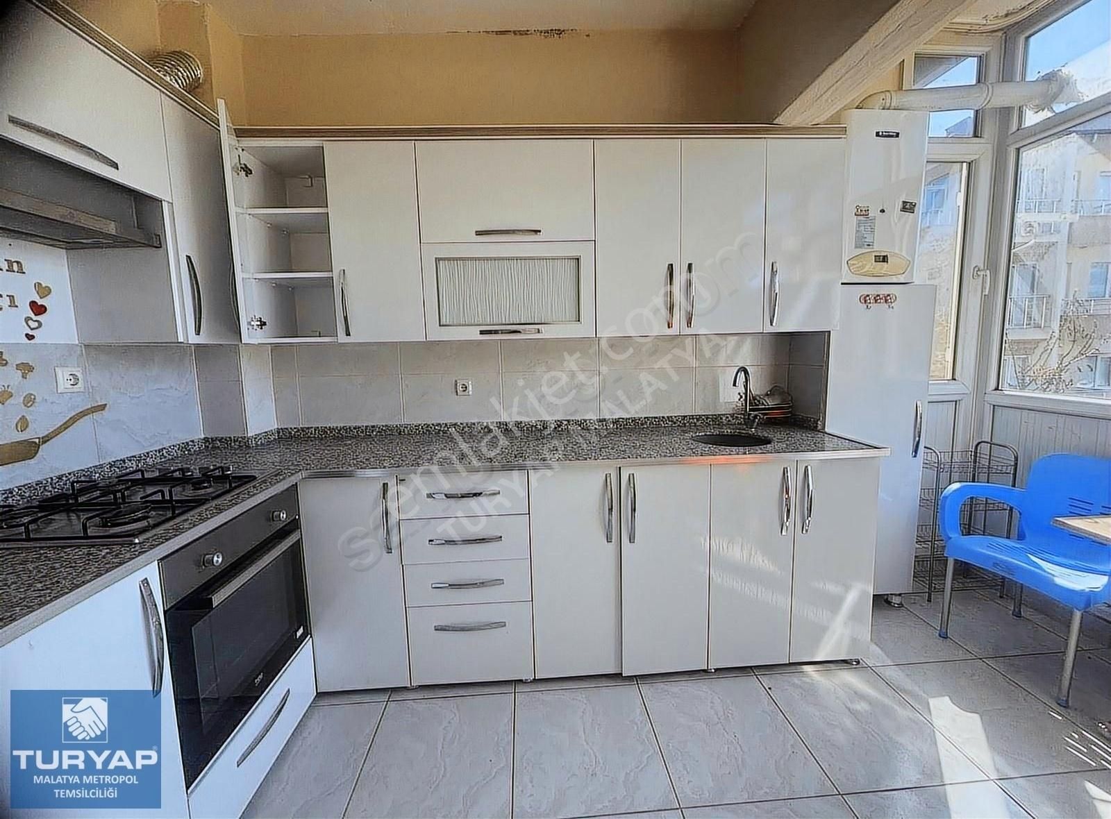 Turyap'tan Merkezi Konumda Kiralık Eşyalı Daire