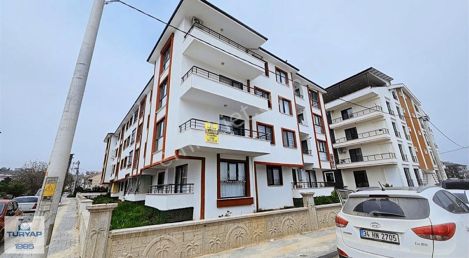 Mehmet Akif Ersoy Kelebek Çayırında 3+1 Çok Temiz Lüks Daire
