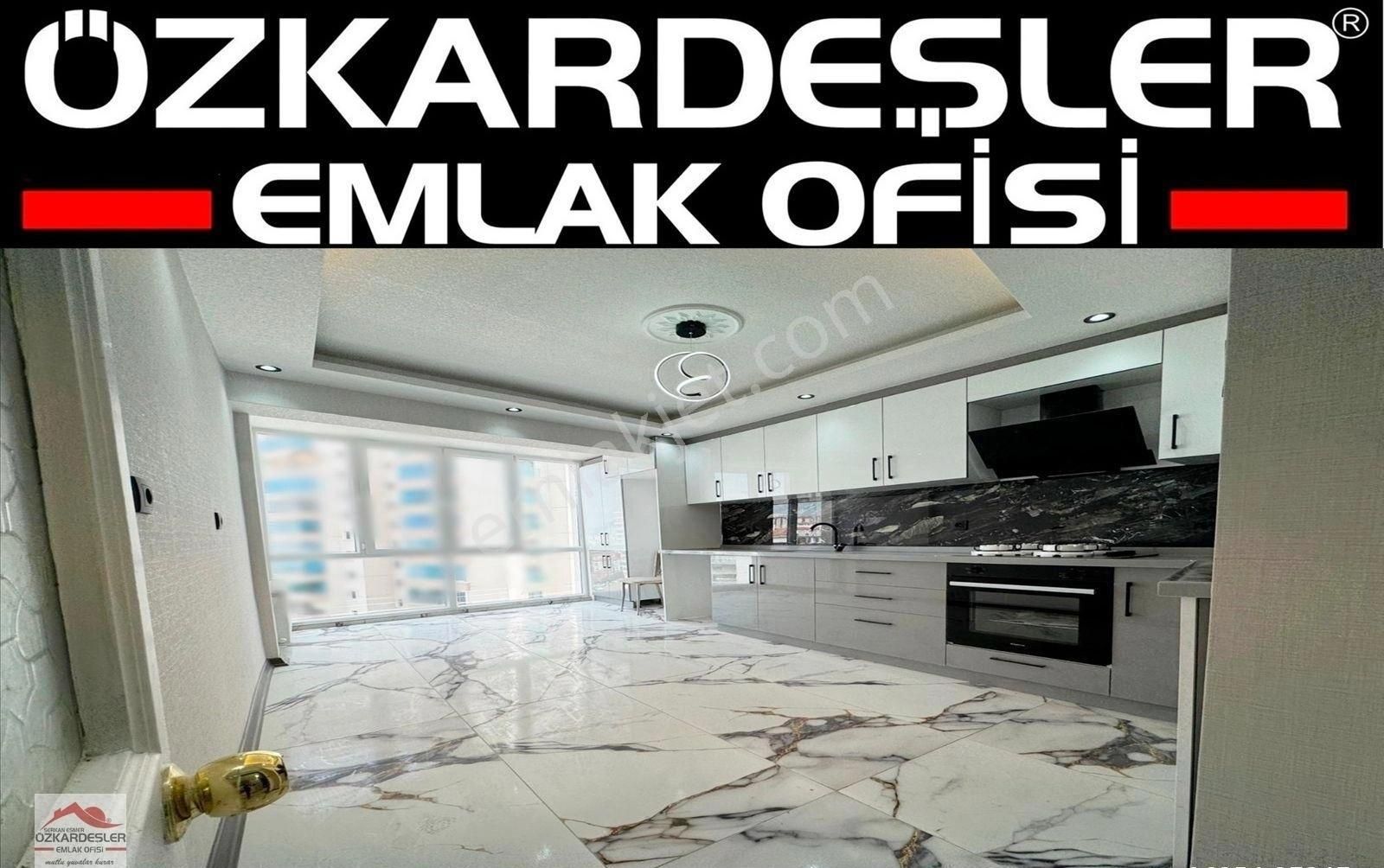 Veterinerlik Mevki Harika Genişlik! Asansörlü Megalüx Yapılı 3+1