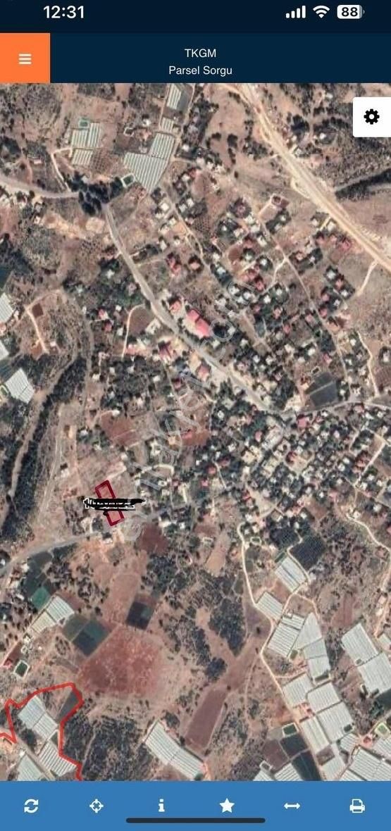 Aslanlda Hüsametli Yolu Üzeri Satılık Arsa