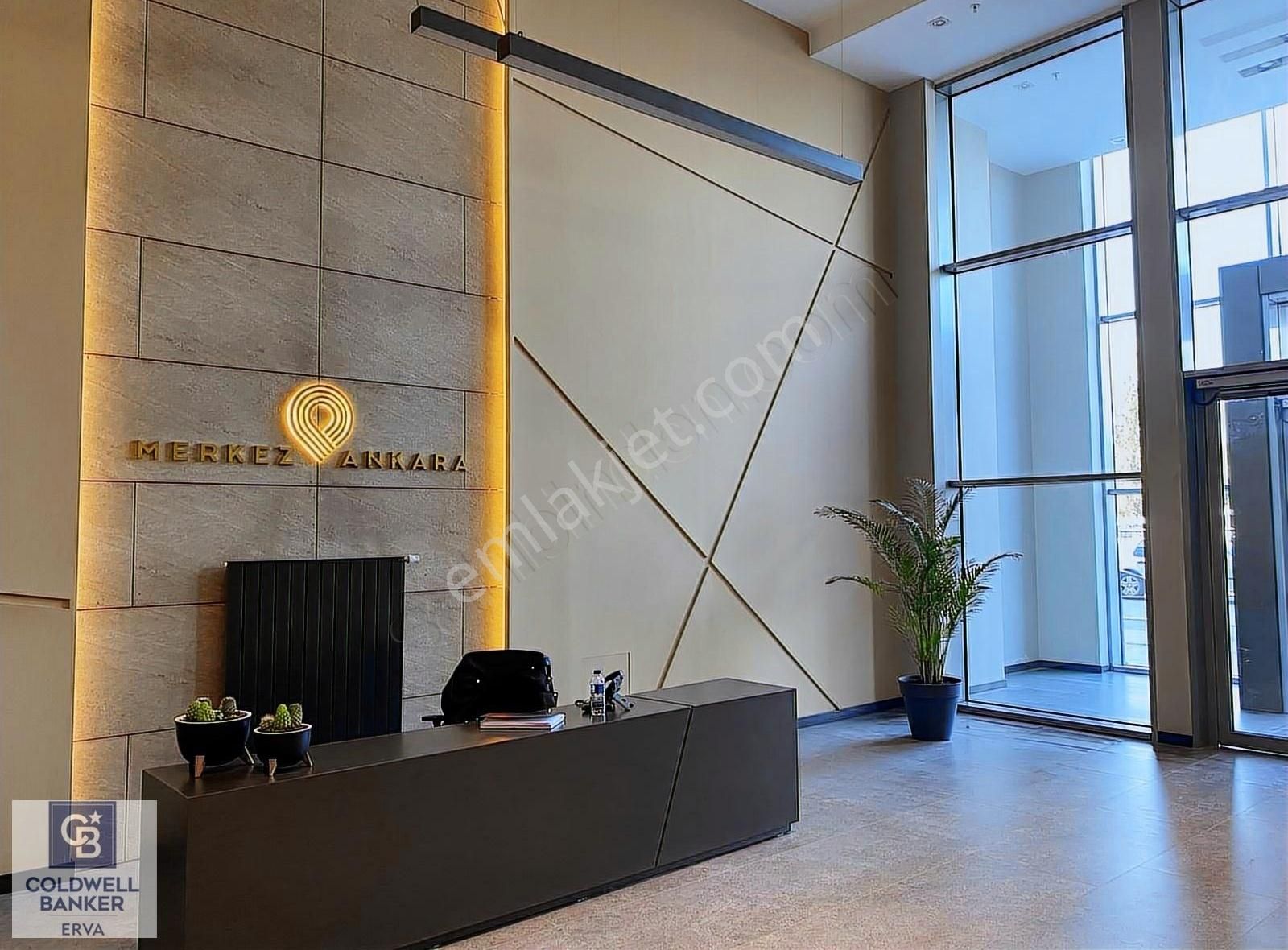 Merkez Ankara Avukatlara Paylaşımlı Kiralık Ofis Max 4 Kişi