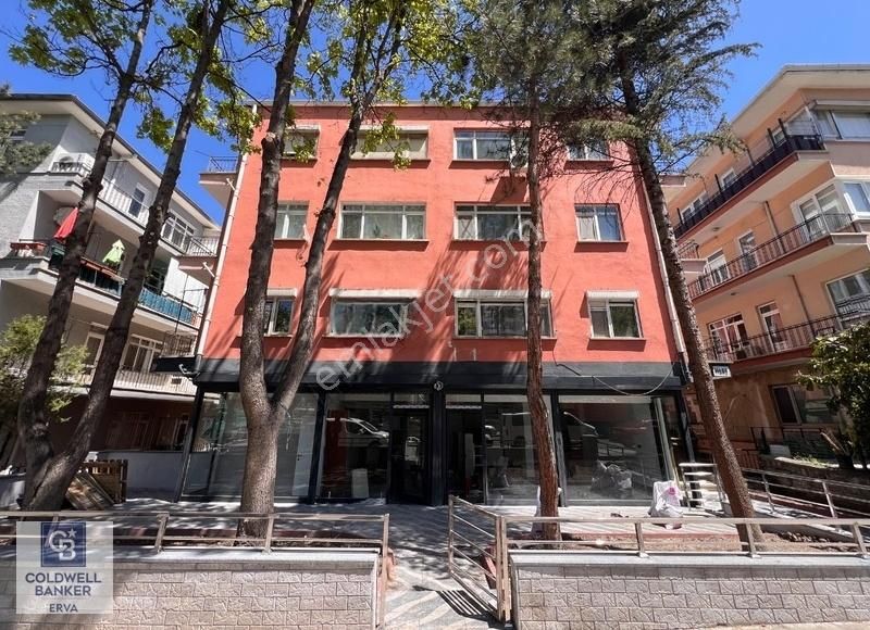 Cb Erva'dan Nenehatun Cadde Üzeri Full Yenilenmiş Kiralık Daire