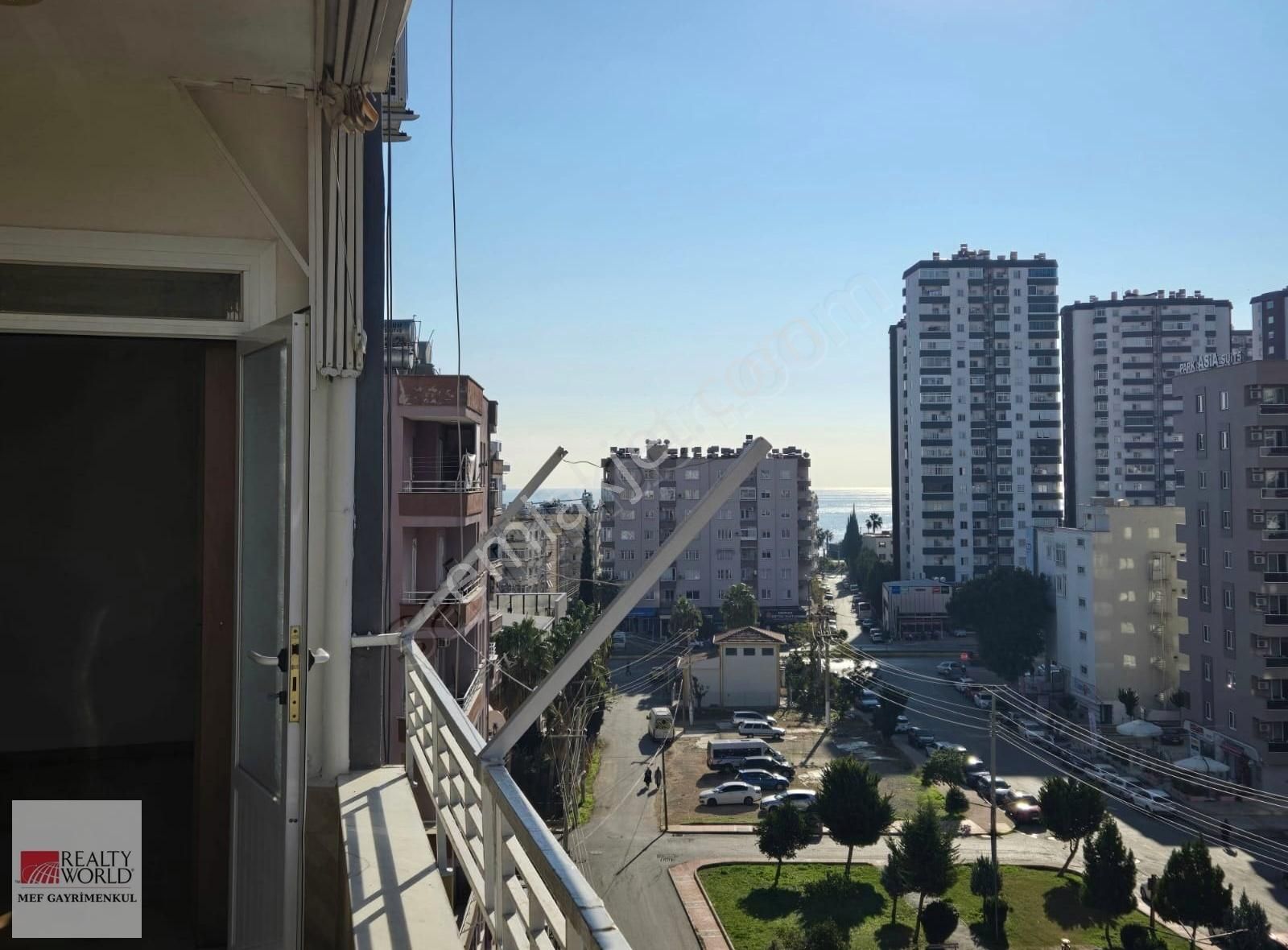 Rw Mef'den Sayapark'a Yürüme Mesafesinde 3+1 Kiralık Daire