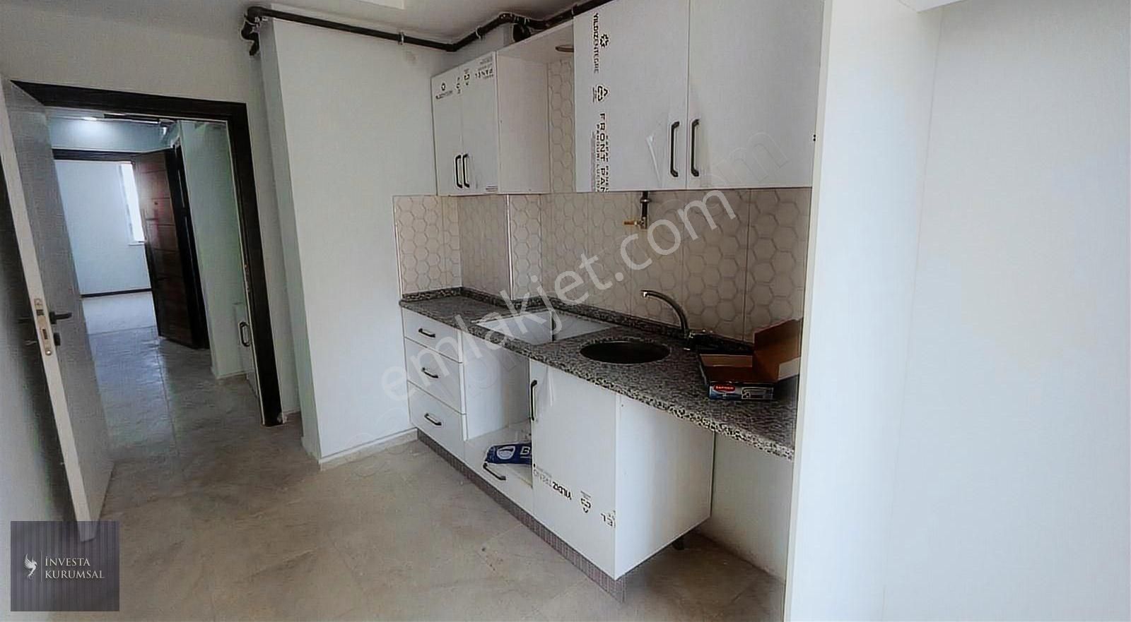 İnvesta Dan Satılık 2+1 Daire 4 Katlı Binanın 4 Katı Asansörlü