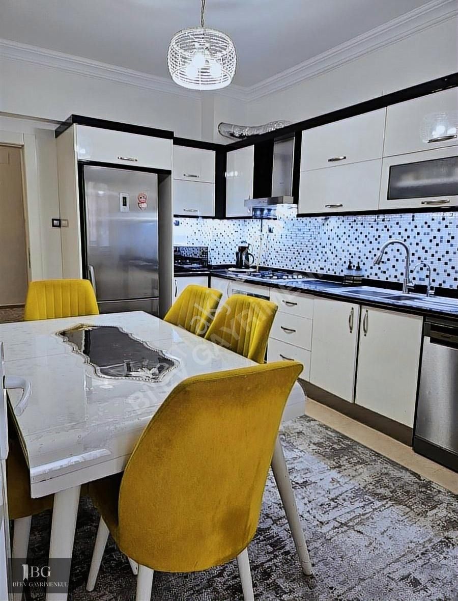 Bi'ev Gayrimenkul Karataş Merkezde 3+1 Ultra Lüks Geniş Daire